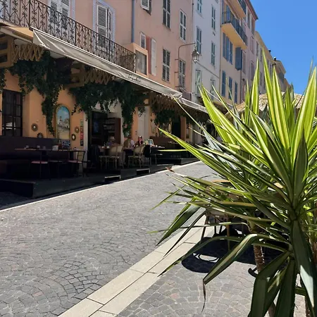 La Suquette Cosy 3 Pieces Cannes